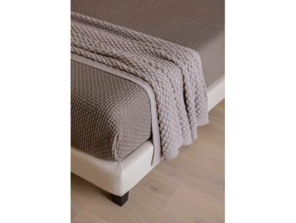 Плед Luxberry LUX 63 тауп 150х200