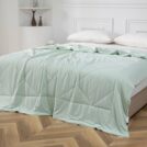 Одеяло Софи де Марко Breeze (ментол) 155х215